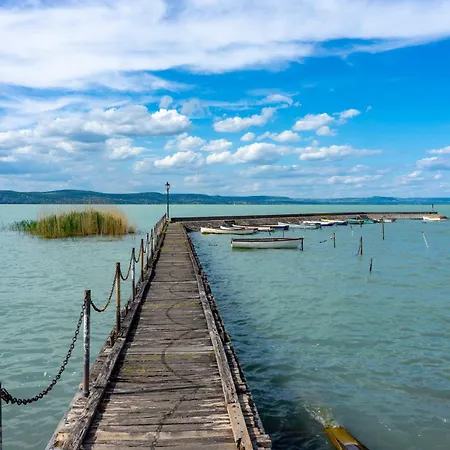 In - Balaton 18180 Balatonboglár